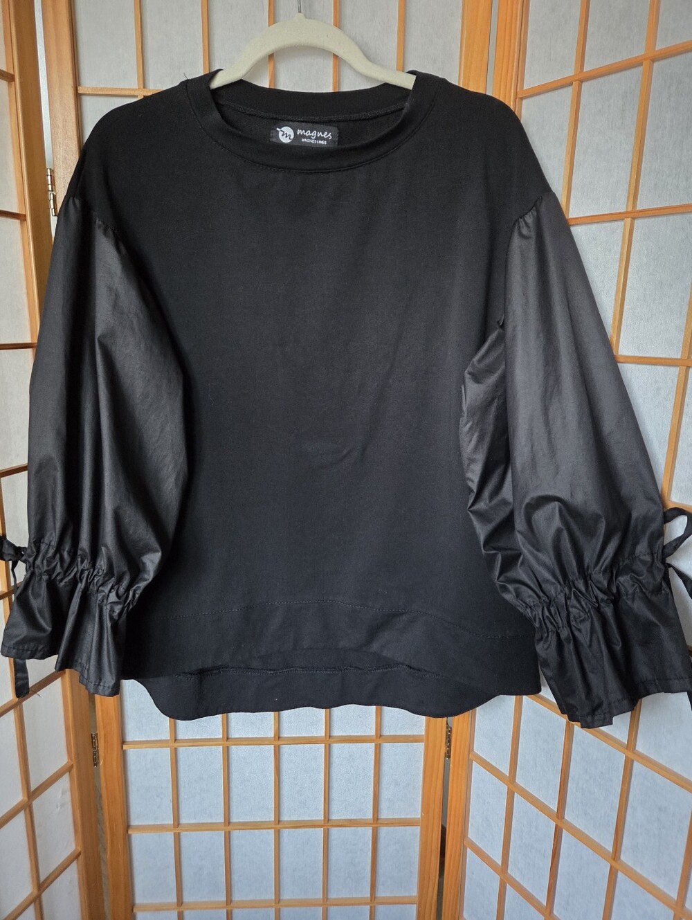 NEW WOMENS MAGNES LINES BLACK STRETCH COTTON LONG LEATHER SLEEVES BLOUSE MEDIUM